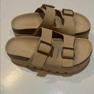 Womens Platform “Birkenstock style”Tan Sandals